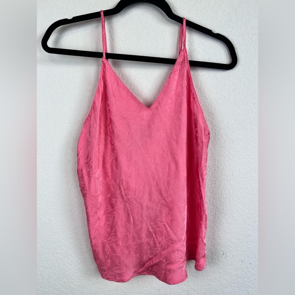 Victoria’s Secret Hot pink tank top size large